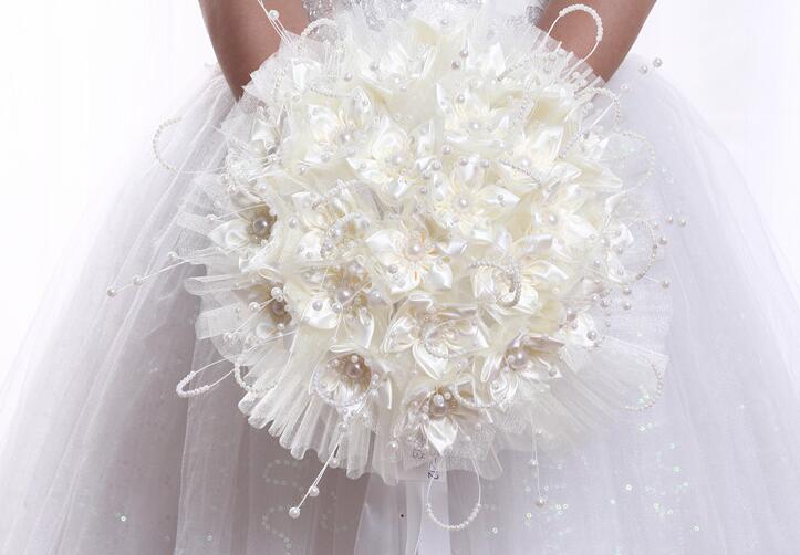 Pearl Silk Bridal Bouquet Romantic Rose Hand Flowers Silk Ribbon Pearl Wedding Bridesmaid Bouquet Floral Decoration