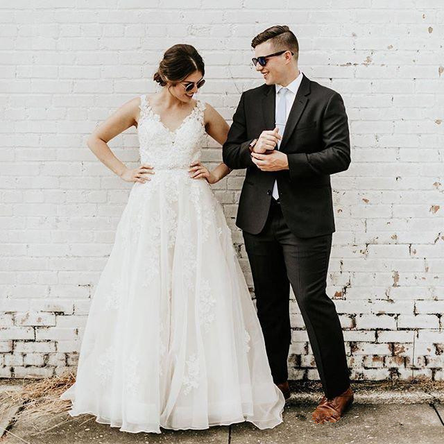 2019 Beach Vintage Wedding Dresses Sexy V neck Sleeveless Lace Appliqued Floor length Women's Catwalk Red Carpet for Beach Bridal Gown 141, Silver
2019 Beach Vintage Wedding Dresses Sexy V neck Sleeveless Lace Appliqued Floor length Women's Catwalk Red Carpet for Beach Bridal Gown 141, Silver