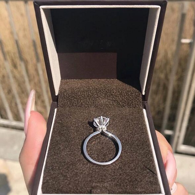 Sweet Cut High Quality Fine Jewelry Real 925 Sterling Silver Round Cut White Topaz CZ Diamond Gemstones Solitaire Women Wedding Band Ring