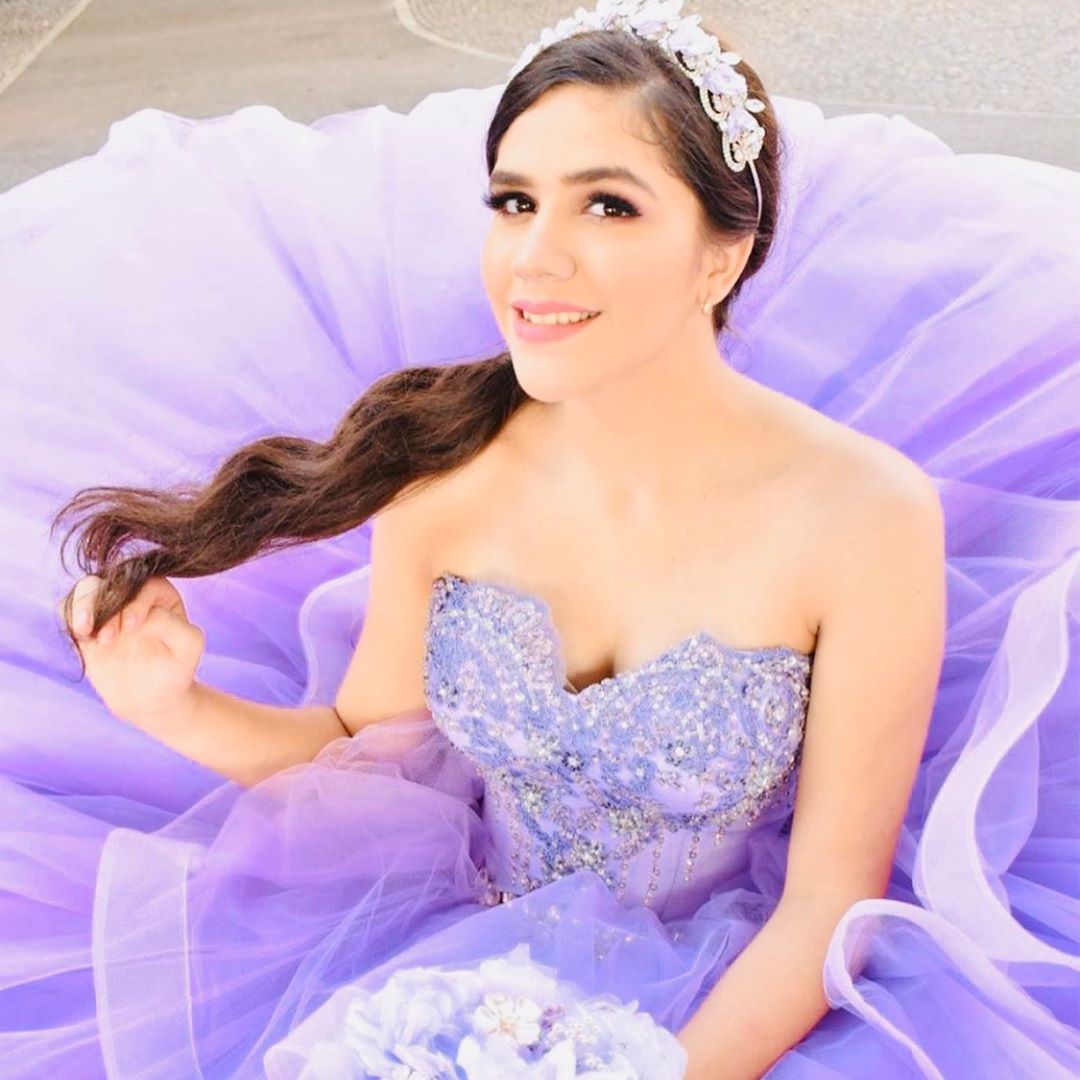 Lavender Lace Beaded Crystals Quinceanera Prom Dresses Sweetheart Ball Gown Tulle Evening Party Sweet 16 Dress ZJ106