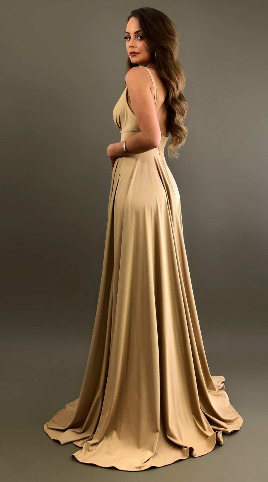 Dark Champagne Bridesmaid Dresses Sexy V-Neck A-Line Long Maid of Honor Gowns with Split Cheap Custom Formal Wedding Guest Prom Dresses