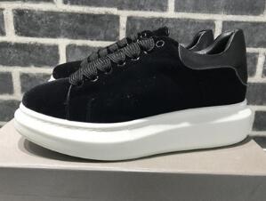 Mens Womens High Quality Casual Shoe Beautiful Platform Sneakers Designers Shoes Genuine Leather Solid Colors Dress Shoe, Original box
Mens Womens High Quality Casual Shoe Beautiful Platform Sneakers Designers Shoes Genuine Leather Solid Colors Dress Shoe, Original box