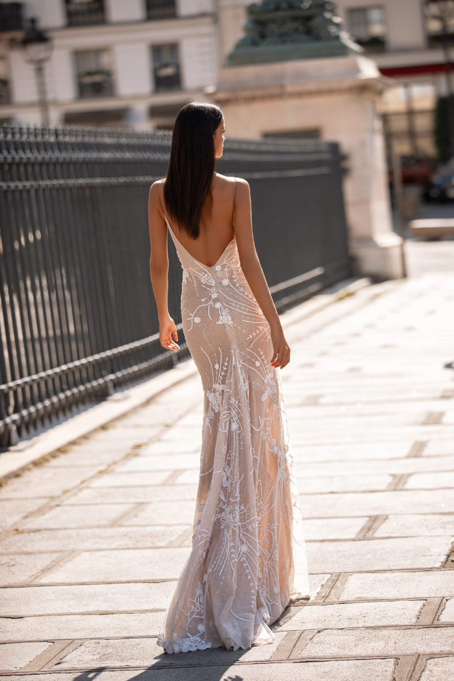 Mermaid Chic Lace Backless Wedding Dresses Beaded Sheer Plunging Neck Appliqued Bridal Gowns With Detachable Train Plus Size Robes De Mari E