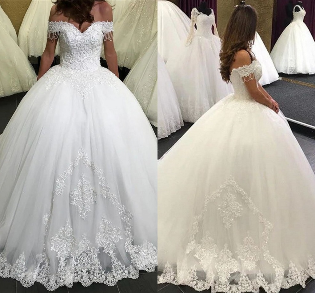2020 New Designer Ball Gown Wedding Dresses Off Shoulder Beading Tassels Formal Church Bridal Gown Lace Appliques Vestidos De Novia AL4086, White
2020 New Designer Ball Gown Wedding Dresses Off Shoulder Beading Tassels Formal Church Bridal Gown Lace Appliques Vestidos De Novia AL4086, White
