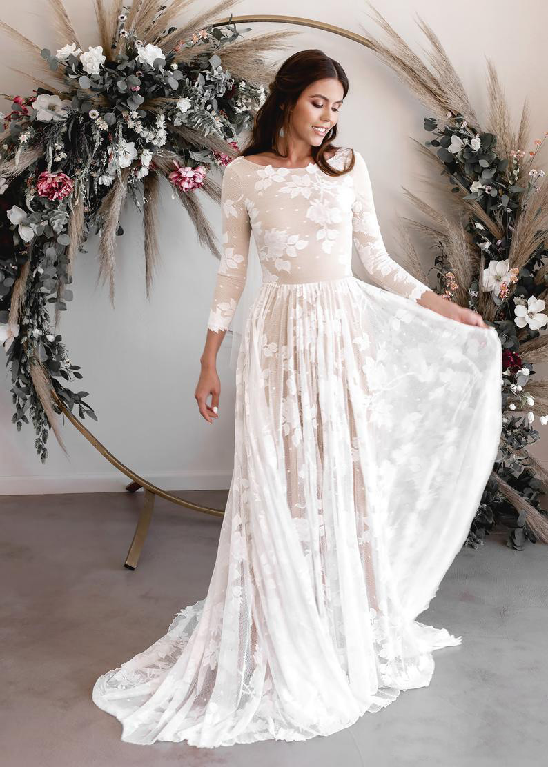 Vintage Bohemian Wedding Dresses with Nude Lining Long Sleeves Open Back Full Lace Boho Beach Garden Bridal Gowns