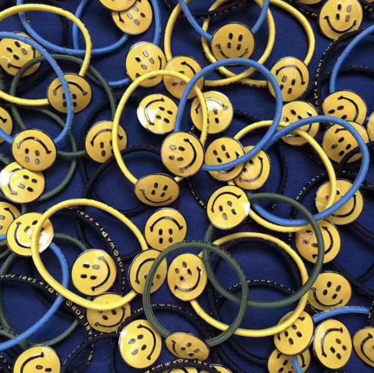 Kapital Rain Smile Concho Four eyes big mouth smiling face personality head rope hair ornament bracelet leather band, Golden;silver
Kapital Rain Smile Concho Four eyes big mouth smiling face personality head rope hair ornament bracelet leather band, Golden;silver