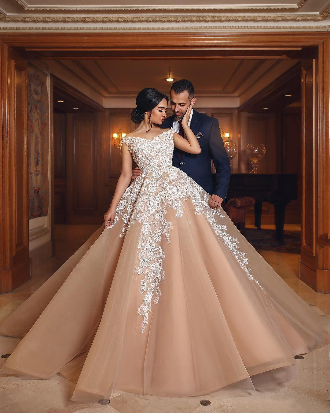 Off The Shoulder Wedding Dress Saudi Arabian Dubai Tulle Lace Bridal Gown Plus Size Custom Made