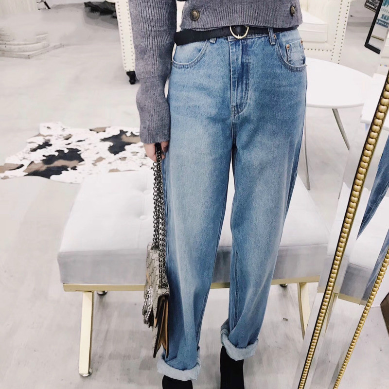 Solid Color High Waist Curling Loose Plus Woman Jeans Nine Pants Casual Fashion Temperament 2020 Autumn Winter New M022, Washed bluem022
Solid Color High Waist Curling Loose Plus Woman Jeans Nine Pants Casual Fashion Temperament 2020 Autumn Winter New M022, Washed bluem022