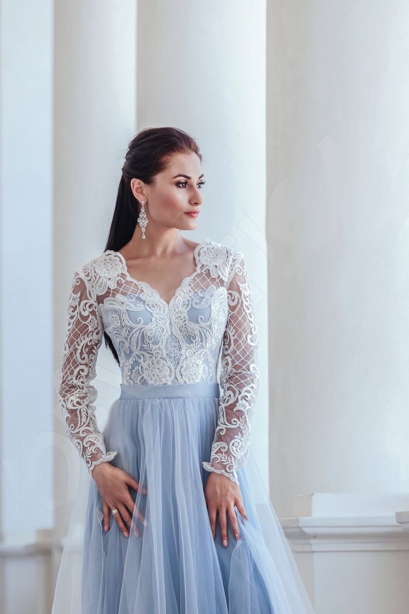 Sky Blue Country A Line Wedding Dresses Long Sleeve V Neck Appliques Lace Up Bridal Gowns Plus Size Beach robe de mariée