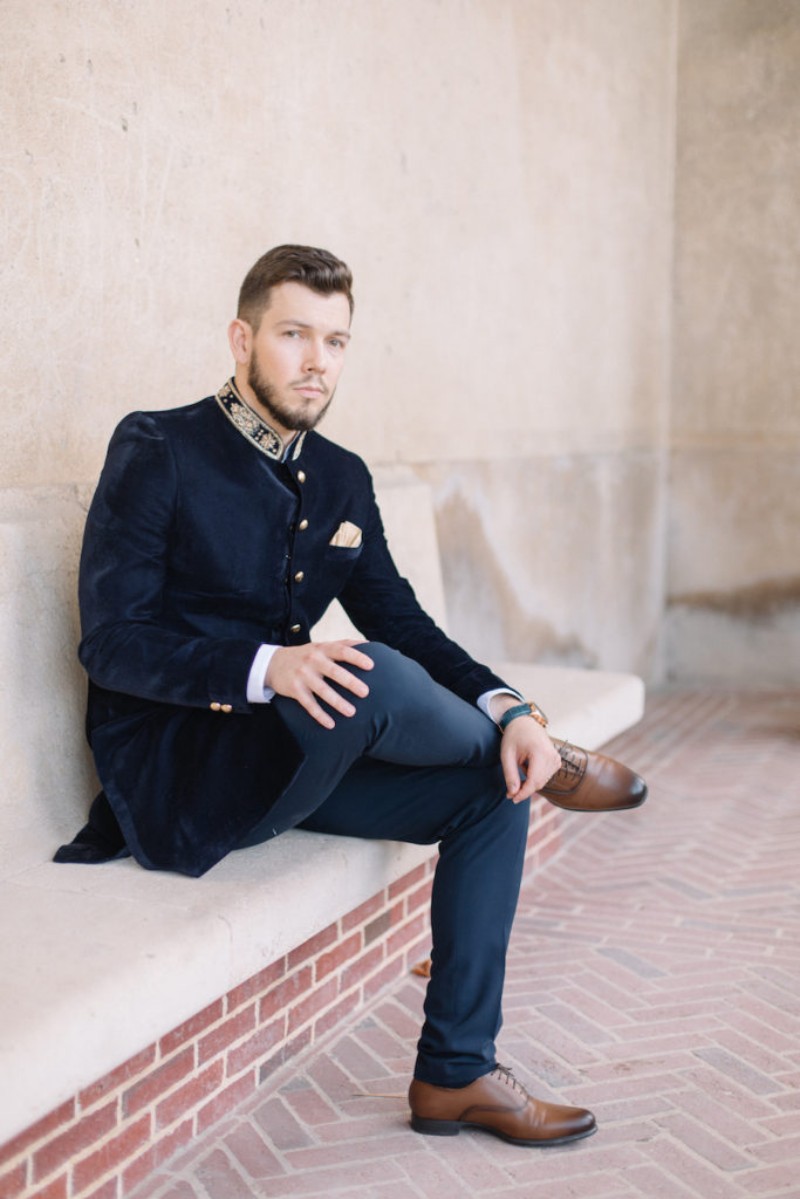 Handsome Mens Designer Jackets Coat Slim Fit 1 Pieces Embroidery Lapel Groom Wedding Wear High Quality Men Blazer