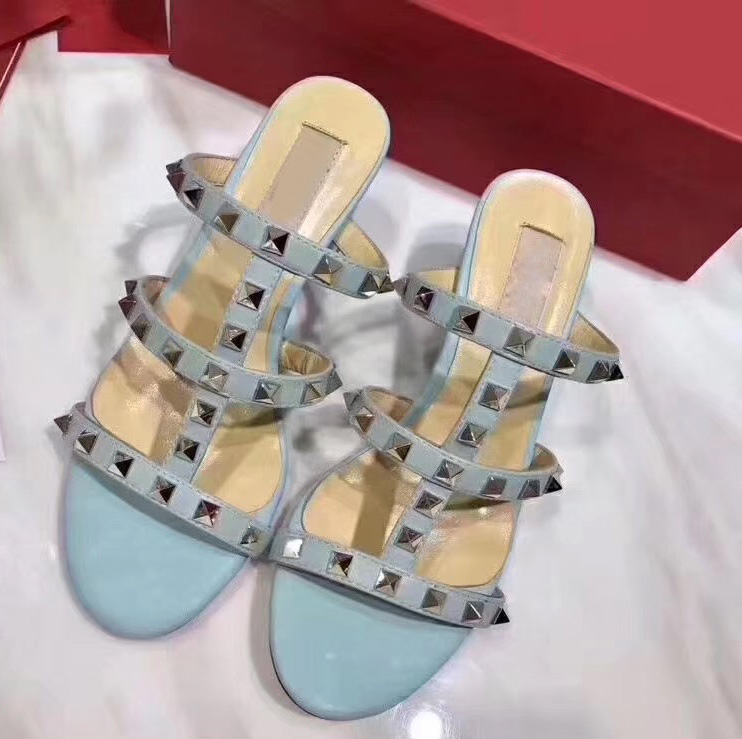 2019 fashion thick Molded rubber footbed slide sandals with Beige ebony tiger print euro34-42 box+dust bags, Red
2019 fashion thick Molded rubber footbed slide sandals with Beige ebony tiger print euro34-42 box+dust bags, Red