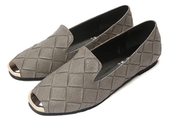 2020 Women's shoes in Spring and Autumn with New style flat bottom Square head@9090, Grey
2020 Women's shoes in Spring and Autumn with New style flat bottom Square head@9090, Grey