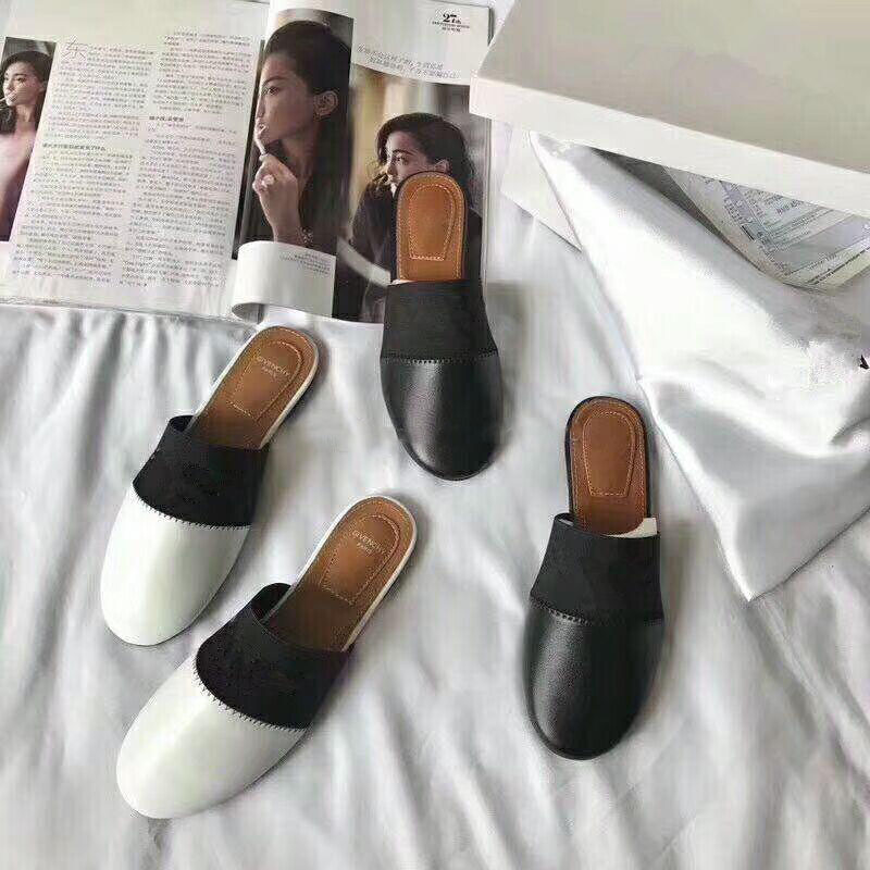 2019 Luxury Designer Women Leather Lambskin Woman slippers with Letter Flats Mules Slides black white golden slip on slipper mule, Gold
2019 Luxury Designer Women Leather Lambskin Woman slippers with Letter Flats Mules Slides black white golden slip on slipper mule, Gold