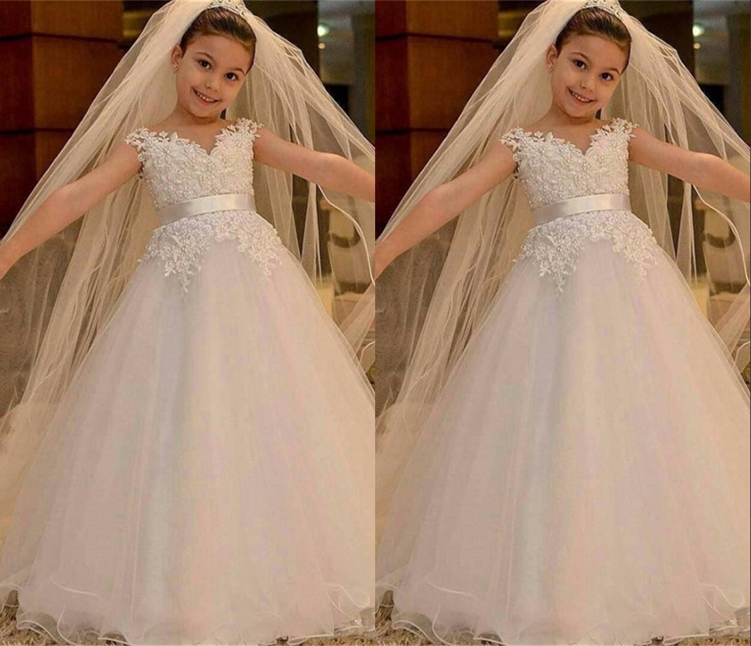 Romantic Pearls Lace Flower Girls Dresses Sheer Neck Princess Tulle Applique Wedding Dress for Kids First Communion Dress, Pink
Romantic Pearls Lace Flower Girls Dresses Sheer Neck Princess Tulle Applique Wedding Dress for Kids First Communion Dress, Pink