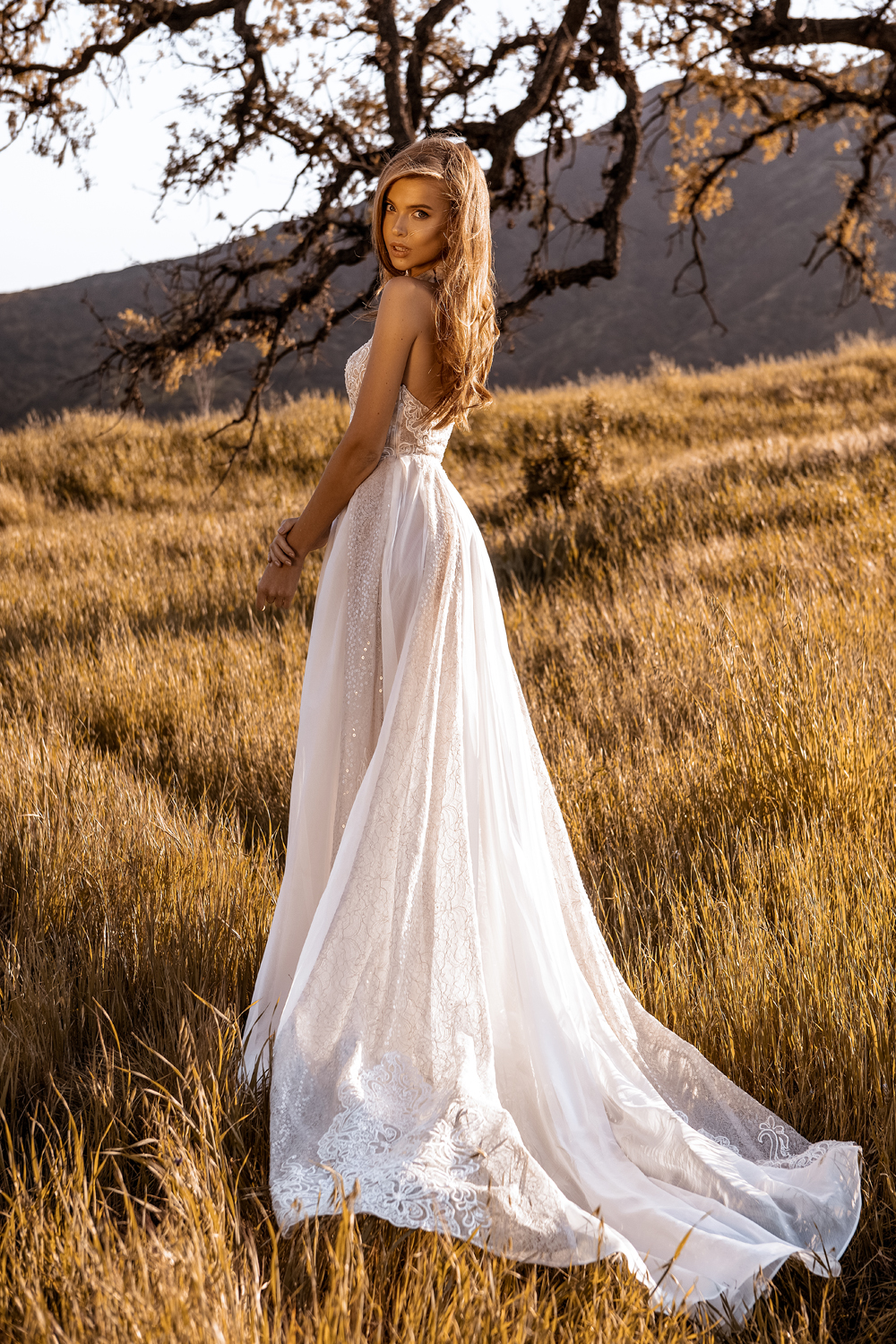 crystal design dresses high neck lace applique sequined bohemian robes de marie chiffon beach wedding gowns