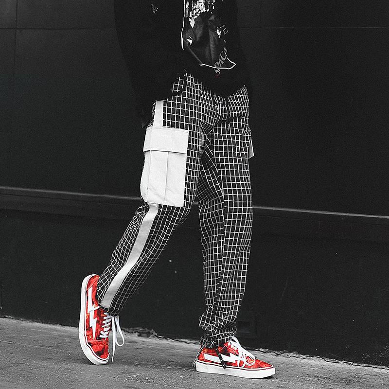 Fashion Plaid Pants Men Laced Ankle Joggers Pant Techwear Streetwear hip hop Side Patchwork Pocket Casual Straight Trousers Male, Black
Fashion Plaid Pants Men Laced Ankle Joggers Pant Techwear Streetwear hip hop Side Patchwork Pocket Casual Straight Trousers Male, Black