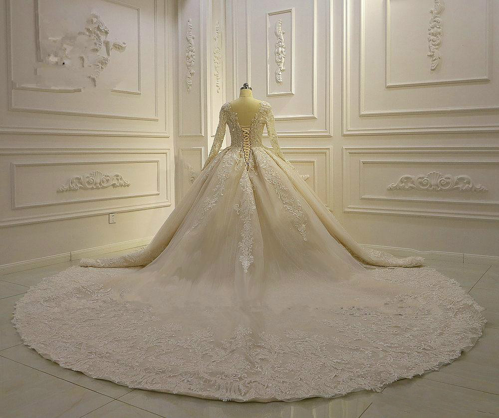 Elegant Ball Gown Wedding Dresses Crystal Pearl Beaded V Neck Long Sleeve Sweep Train Bridal Gowns Custom Made Wedding Gown Vestido De Novia