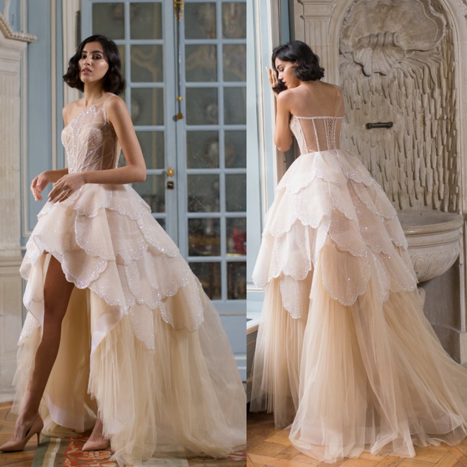 Elegent Ball Gown Wedding Dresses Spaghetti Sleeveless Satin Crystal Sequins Tiers Wedding Gowns Hi Lo robe de mariée