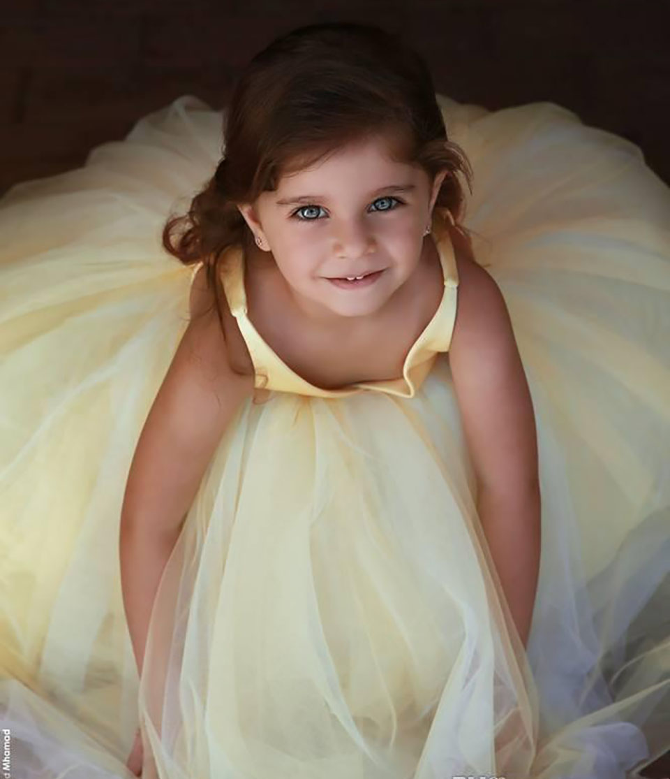 Lovely Light Yellow Flower Girls Dresses For Weddings Princess Sleeveless V Neck Satin Tulle Ball Gown Little Kids First Communion Dresses