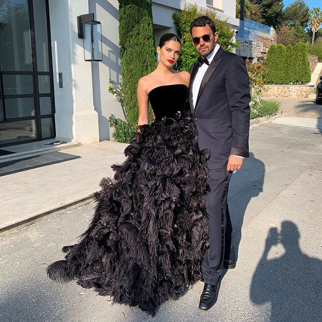 Black Feather Evening Dresses Strapless Puffy Fur Prom Gowns Long Special Occasion Dress Sweep Train vestidos de quinceañera