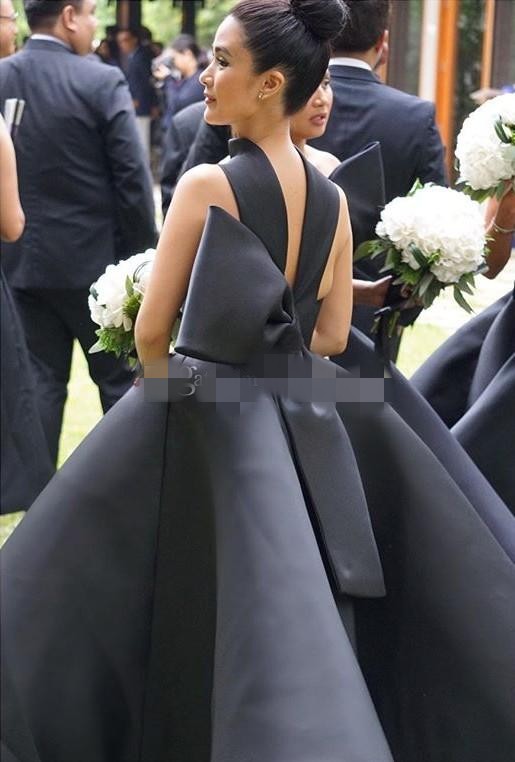 2020 Latest Satin Ballgown Prom Dresses High Neck Black White Big Bow Plunging Ankle Length Custom Made Evening Gown Formal Occasion Wear