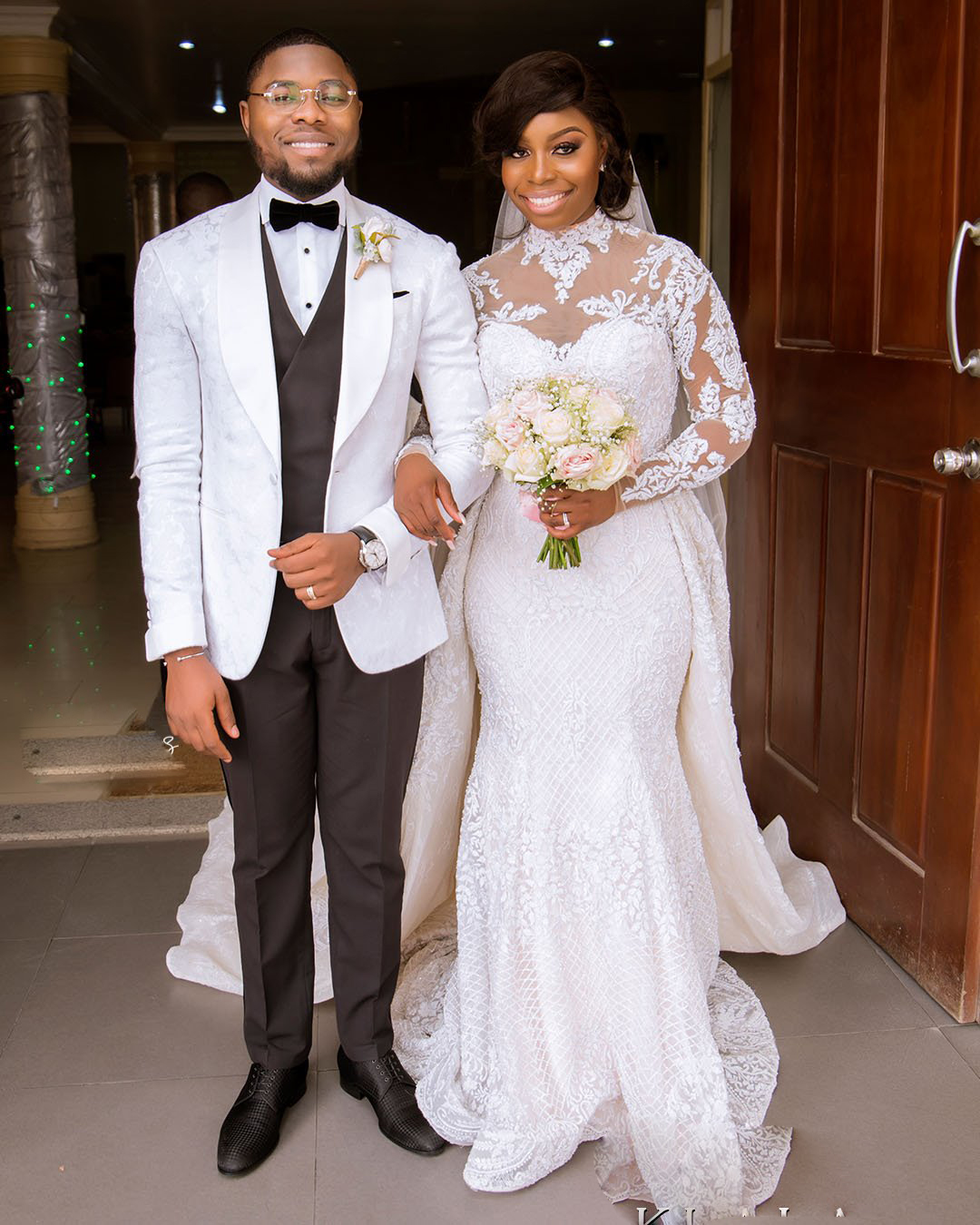 Plus Size Wedding Dresses Detachable Train High Neck Lace Appliqued Long Sleeve Mermaid Wedding Dress Custom Made Beach Bridal Gowns