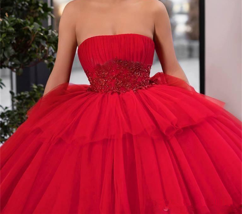 2020 Red Tiered Skirt Ball Gown Puffy Quinceanera Dresses Prom Party Strapless Beaded Appliques Girl Pageant Dresses Sweet 16 Gowns QC1490