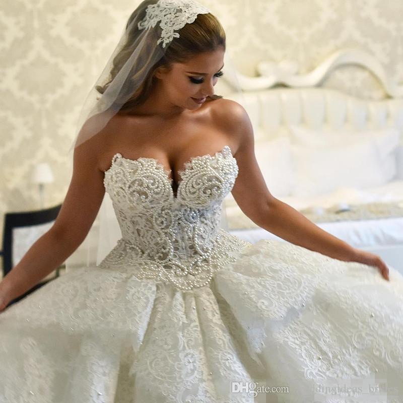 Full Lace Ball Gown Dresses Sweetheart Pearls Beaded Tiered Skirt Bridal Gowns Strapless Puffy Princess Church Wedding Dress