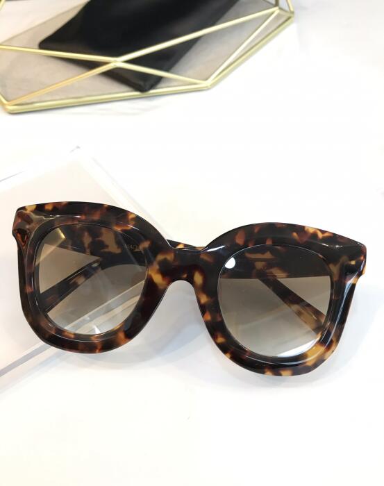 New top quality 41039 mens sunglasses men sun glasses women sunglasses fashion style protects eyes Gafas de sol lunettes de soleil with box
New top quality 41039 mens sunglasses men sun glasses women sunglasses fashion style protects eyes Gafas de sol lunettes de soleil with box