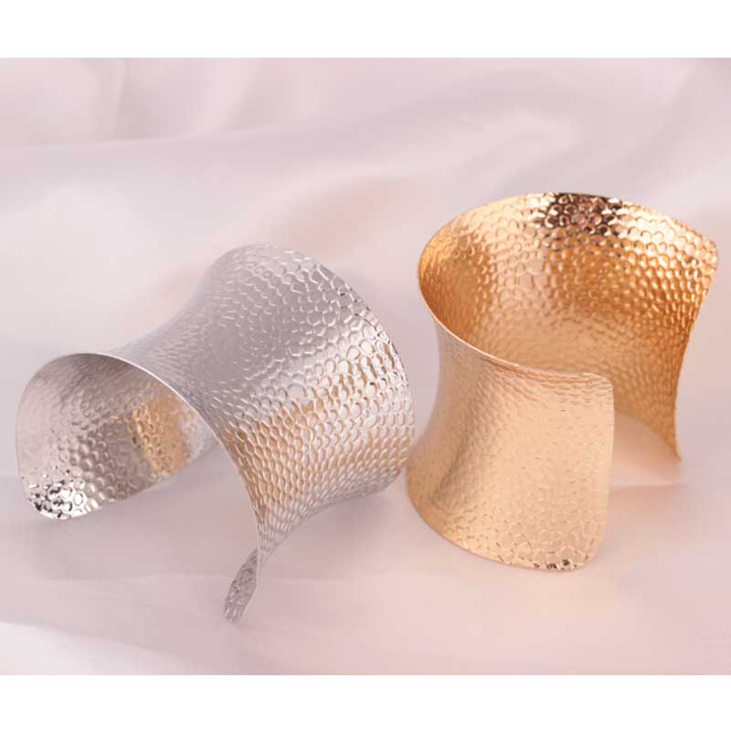 Wholesale- Big Bracelets Amp Bangles For Women Men Gold/Silver Color Alloy Male Female Cute Cuff Bangle Bracelet Fashion Jewelry