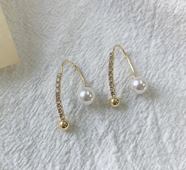 2020 Newest Fashion Earrings with Crystal Pearl Shining Crystal Designer Earrings for Women Jewelry Free Shipping, Golden;silver
2020 Newest Fashion Earrings with Crystal Pearl Shining Crystal Designer Earrings for Women Jewelry Free Shipping, Golden;silver