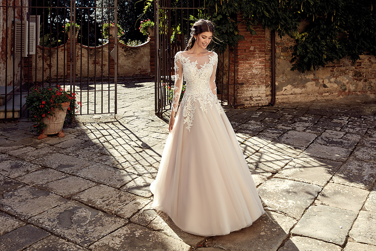 2019 Eddy K Boho Wedding Dresses Jewel Neck A Line Illusion Lace Appliqued Beach Wedding Dress Floor Length Long Sleeve Vestidos De Novia