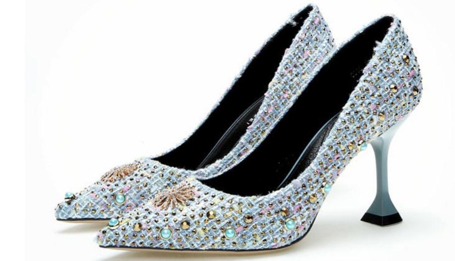 2020 Women's shoes in Spring and Autumn with New style High heel fine heel pointed end @7111, Black
2020 Women's shoes in Spring and Autumn with New style High heel fine heel pointed end @7111, Black