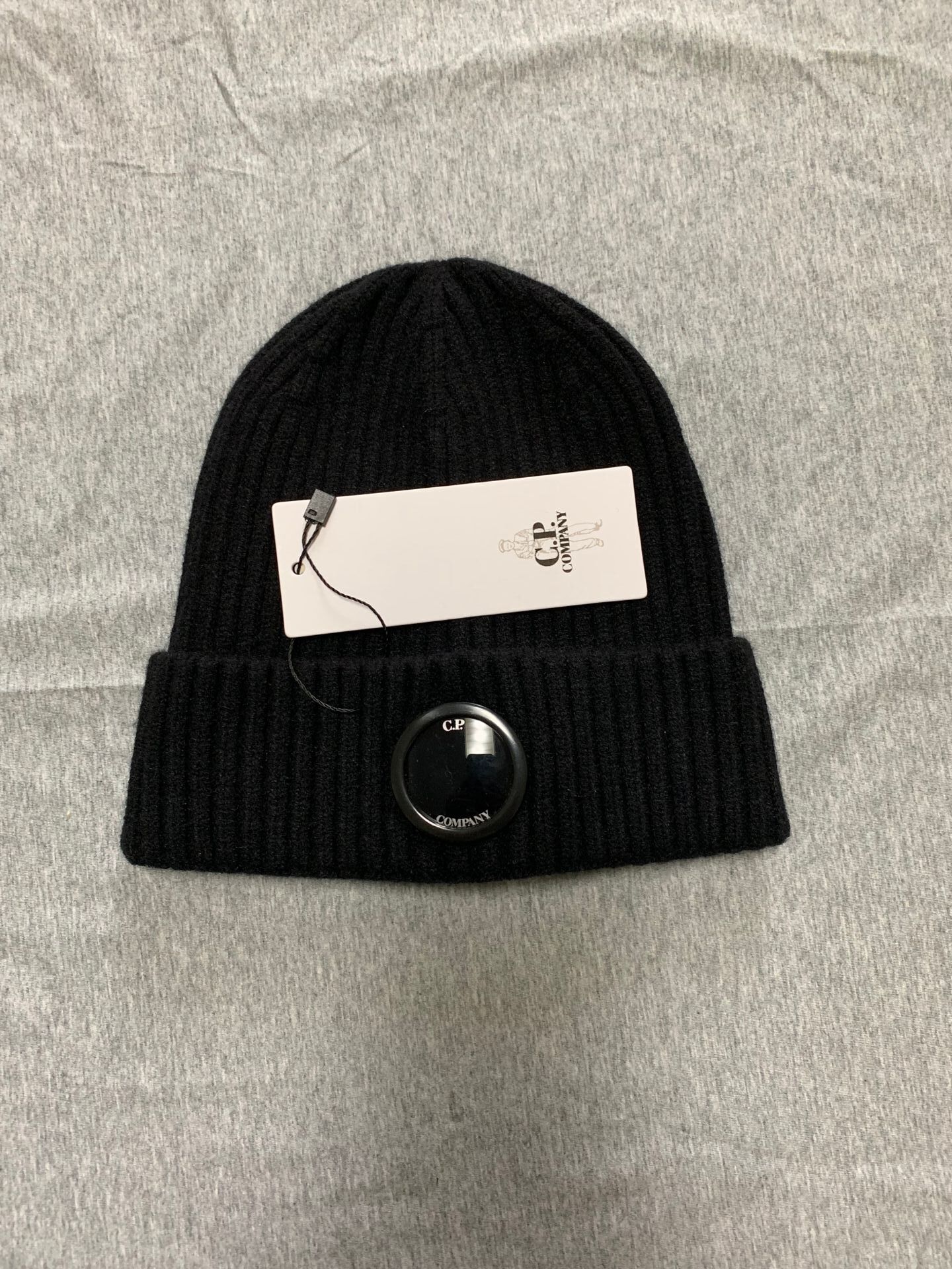 3 colors one glasses CP beanies Autumn Winter outdoor warm hats casual skull caps men caps black grey blue
3 colors one glasses CP beanies Autumn Winter outdoor warm hats casual skull caps men caps black grey blue