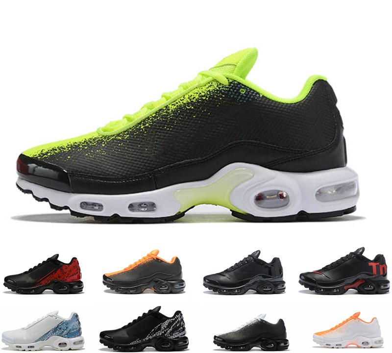 2021 Newest man Mercurial Plus Tn Ultra SE Triple Black White blue Outdoor Shoes outdoor TN shoes Men Mens Trainers Sneakers size 40-46
2021 Newest man Mercurial Plus Tn Ultra SE Triple Black White blue Outdoor Shoes outdoor TN shoes Men Mens Trainers Sneakers size 40-46