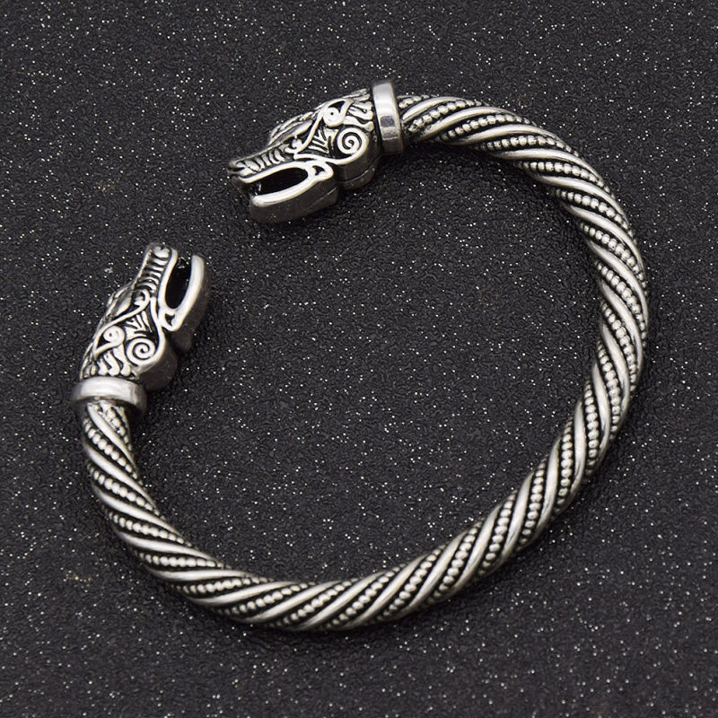 3 Colors Teen Wolf Head Cuff Bracelet Indian Jewelry Fashion Accessories Viking Bracelet Men Creative Dragon Head Bracelet, Black
3 Colors Teen Wolf Head Cuff Bracelet Indian Jewelry Fashion Accessories Viking Bracelet Men Creative Dragon Head Bracelet, Black
