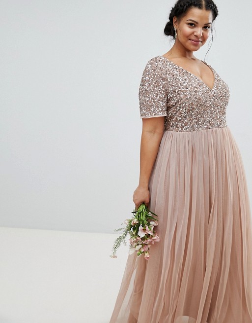 Cheap Champagne Sequined Bridesmaid Dresses With Short Sleeves V Neck Country Maid Of Honor Gowns Floor Length Tulle Wedding Guest Dress