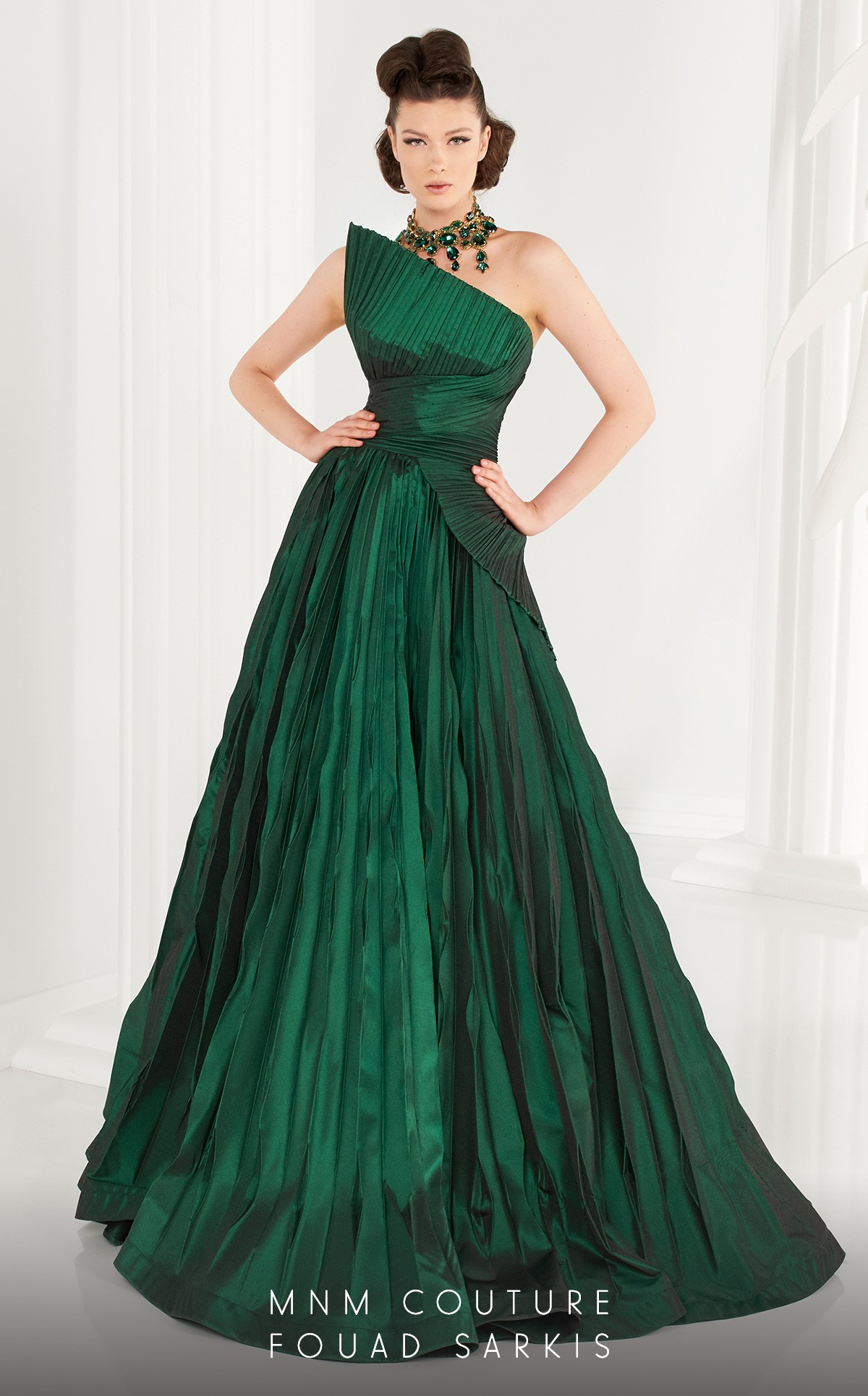 2020 Hunter Prom Dresses A Line Strapless Ruffles Sweep Train Evening Gowns Custom Made Formal Party Wear