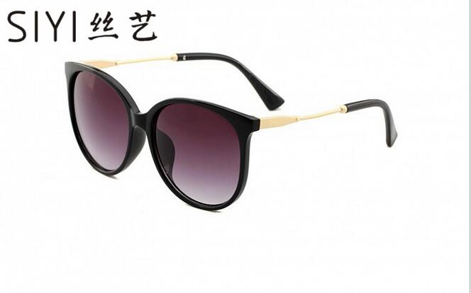 Luxury designer Sunglasses For Men Fashion Designer Sun Glass Oval Frame Coating Mirror UV400 Lens Carbon Fiber Legs Summer StyleEyewear1719
Luxury designer Sunglasses For Men Fashion Designer Sun Glass Oval Frame Coating Mirror UV400 Lens Carbon Fiber Legs Summer StyleEyewear1719