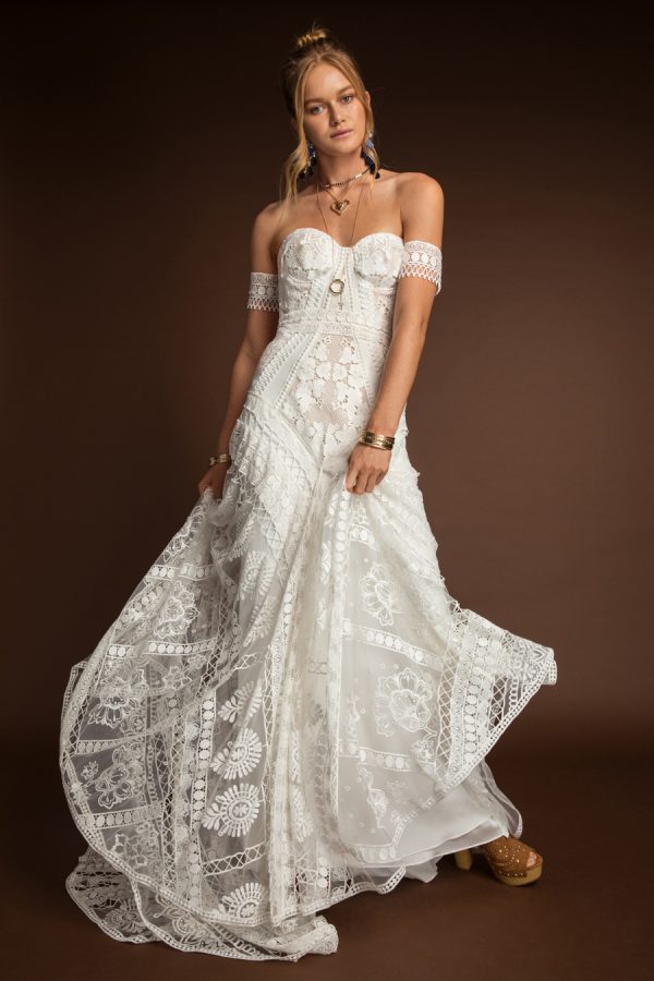 2019 Chic Bohemian Wedding Dresses Sweetheart Sweep Train Lace Appliqued Mermaid Wedding Dress Custom Plus Size Vestido De Novia