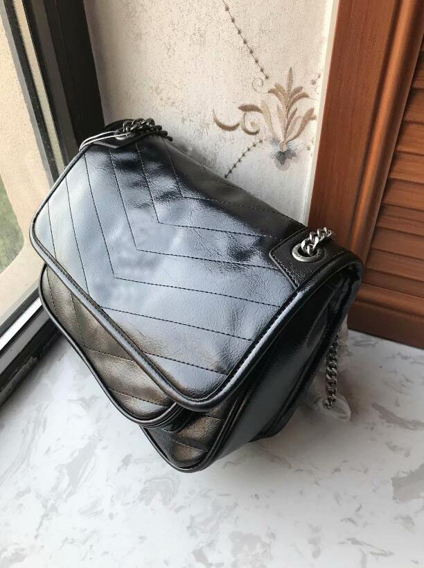 Factory Wholesale 2021 new handbag cross pattern synthetic leather shell chain bag Shoulder Messenger Bag Fashionista 25#, Black
Factory Wholesale 2021 new handbag cross pattern synthetic leather shell chain bag Shoulder Messenger Bag Fashionista 25#, Black