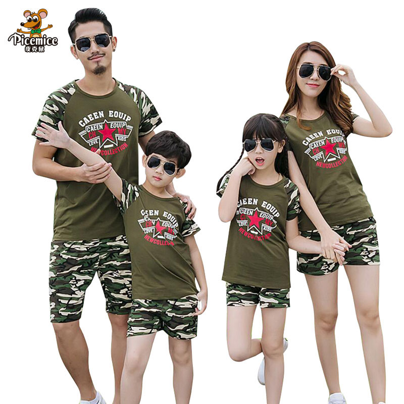 Plus Size Family Look Print Shirt Camouflage Shorts Family Clothing Matching Outfits Father Son Baby Boy Clothes Set, T shirts
Plus Size Family Look Print Shirt Camouflage Shorts Family Clothing Matching Outfits Father Son Baby Boy Clothes Set, T shirts
