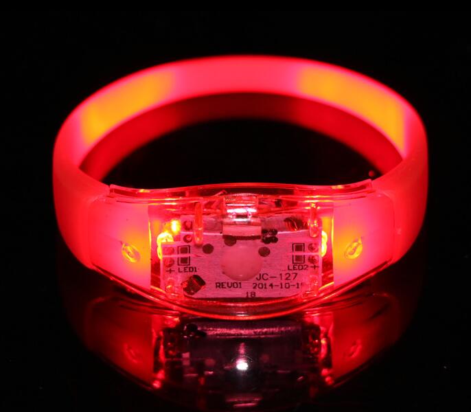 Music Activated Sound Control Led Flashing Bracelet Light Up Bangle Wristband Club Party Bar Cheer Luminous Hand Ring Glow Stick N5532586