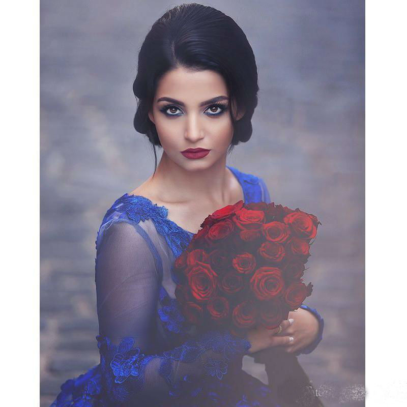 2019 Royal Blue Lace Applique Short Prom Dresses Illusion Long Sleeve Cocktail Party Dresses Knee Length Homecoming Prom Gowns vestidos