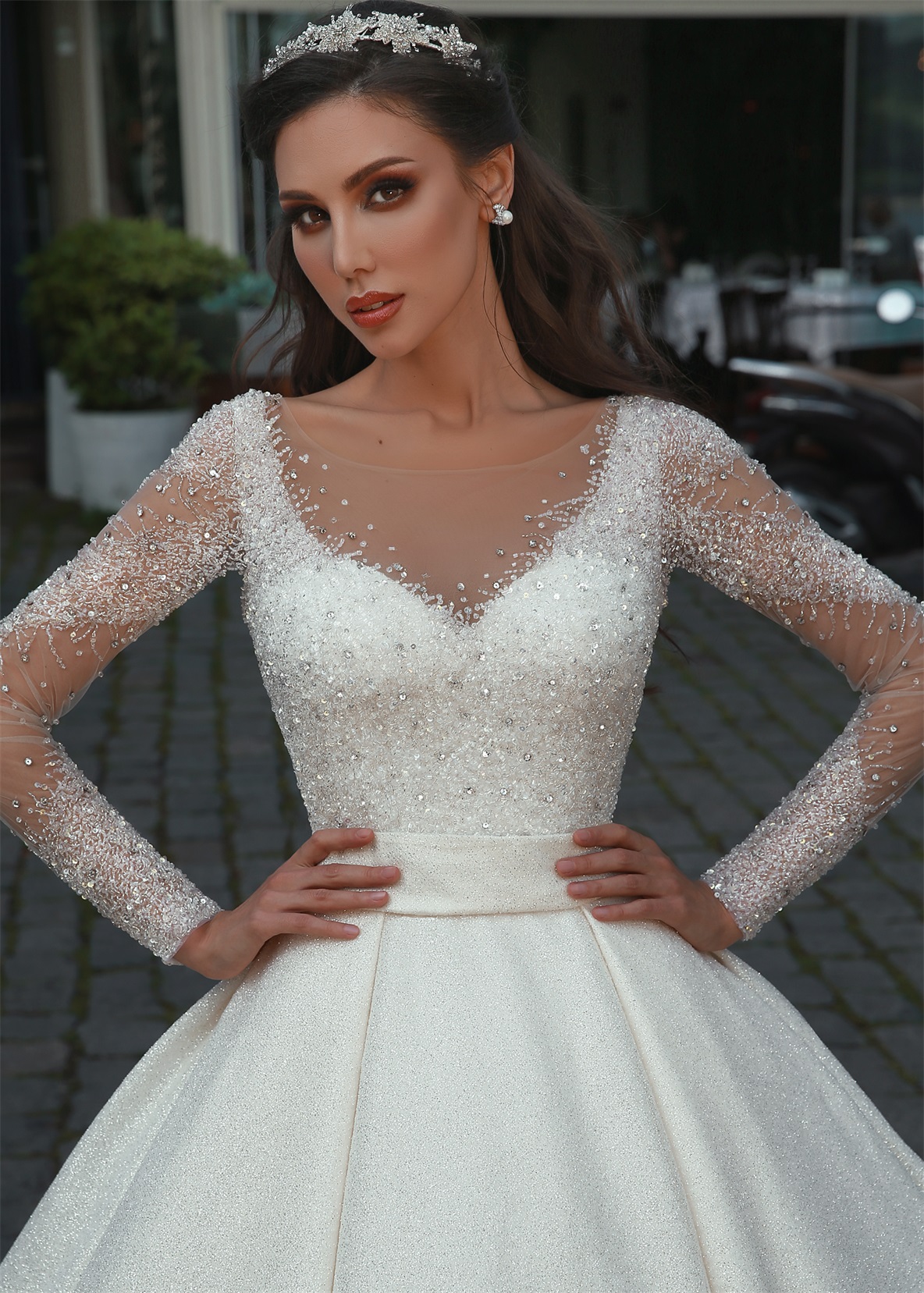 Arabic Dresses A e Jewel Neck Beaded Sequined Modest Wedding Dress Custom Made Sweep Train Long Sleeve Vestidos De Novia