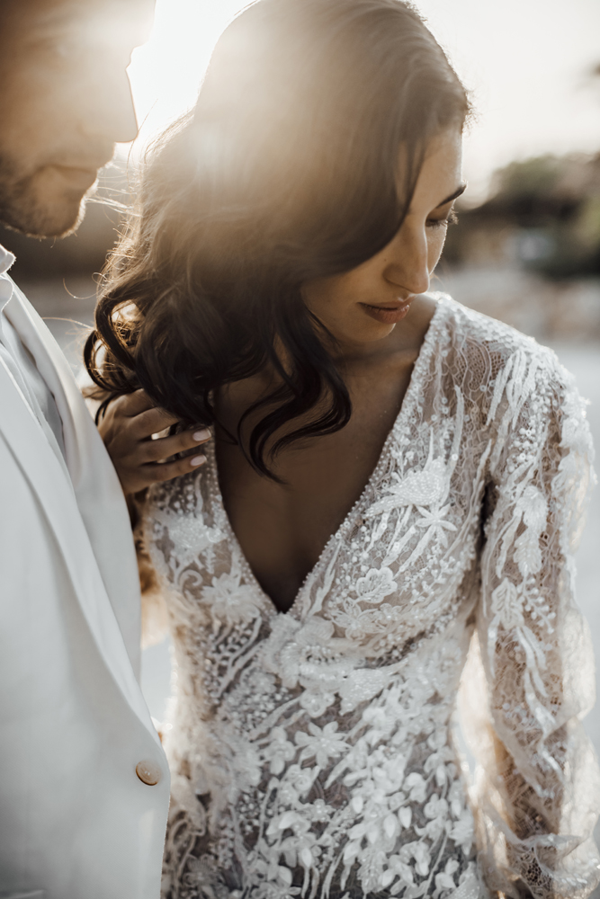 long sleeve country wedding dresses v neck lace appliques sexy backless vestidos de novia sweep train a line beach wedding gowns