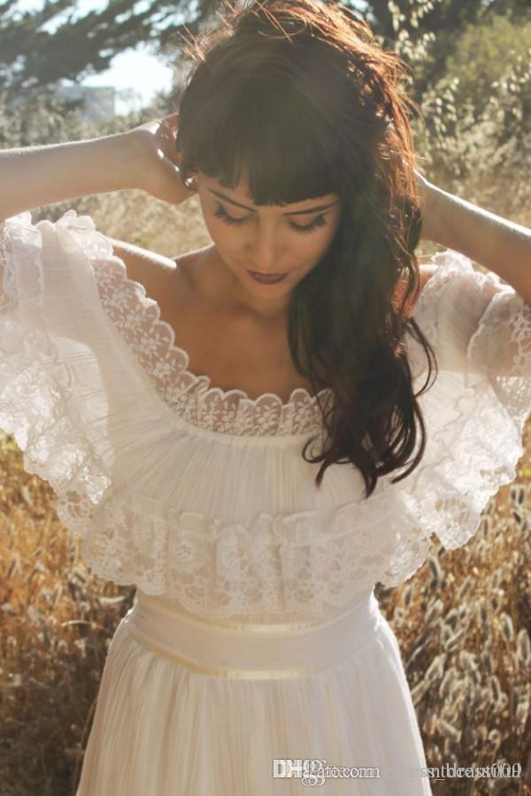 Bohemian Romantic Beach Lace Wedding Gowns Pleats Applique Off Shoulder Sweep Train Boho Country Bridal Dress Custom Made