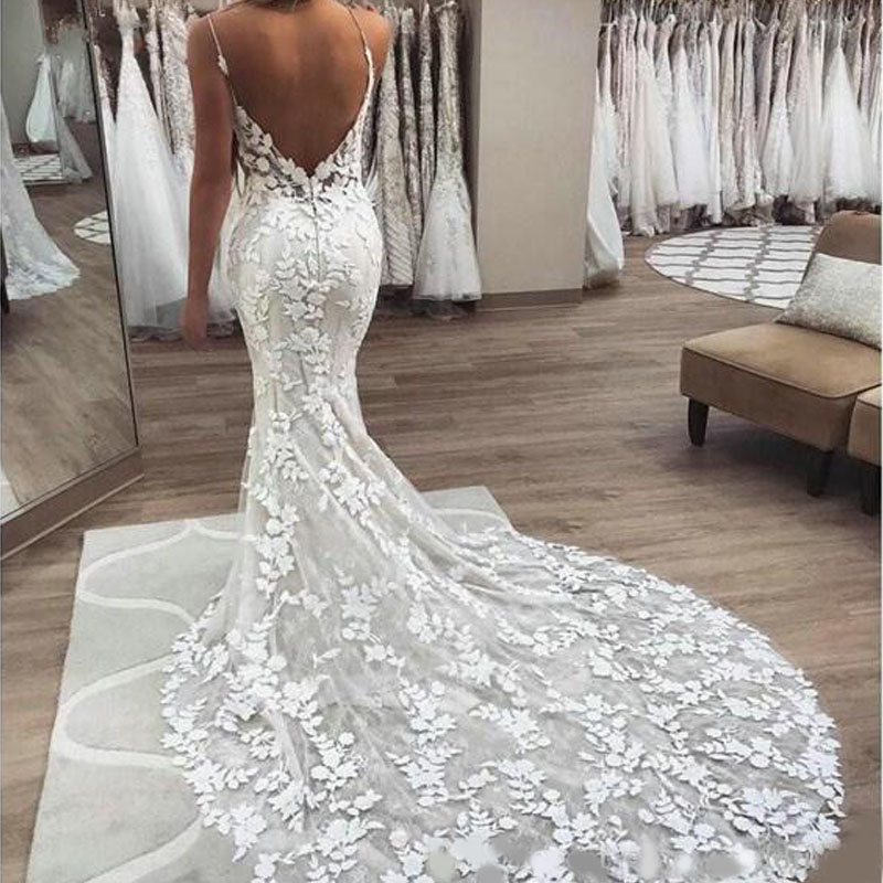 2020 Sexy Beach Wedding Dresses Mermaid Spaghetti Lace Applique Bridal Gowns Sweep Train Backless Wedding Gowns