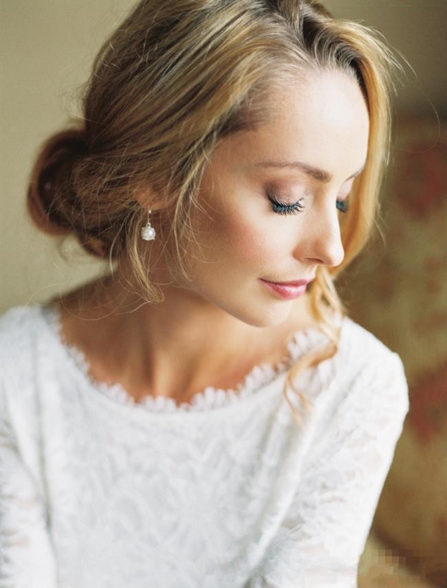 Spring 2020 Short Wedding Dresses Jewel Neck 3 / 4 Length Sleeves Fitted Full Lace Petite Bride Beach Country Wedding Reception Dresses