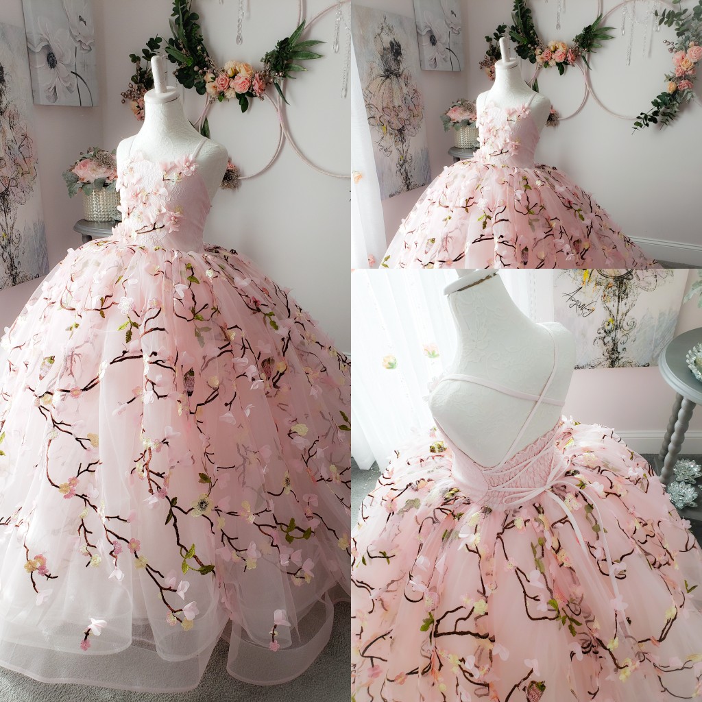 Newest Ball Gown Flower Girl Dress Sleeveless Tulle Lace Applique Wedding Dress Floor Length Girl's Birthday Part, Hunter
Newest Ball Gown Flower Girl Dress Sleeveless Tulle Lace Applique Wedding Dress Floor Length Girl's Birthday Part, Hunter